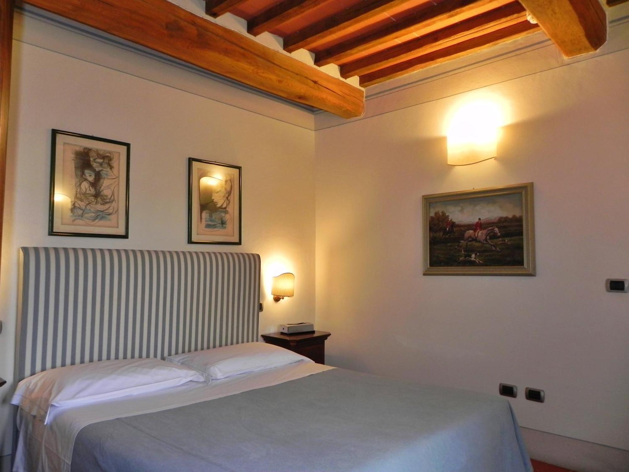 Relais La Martina Hotel Pietraviva Ruang foto